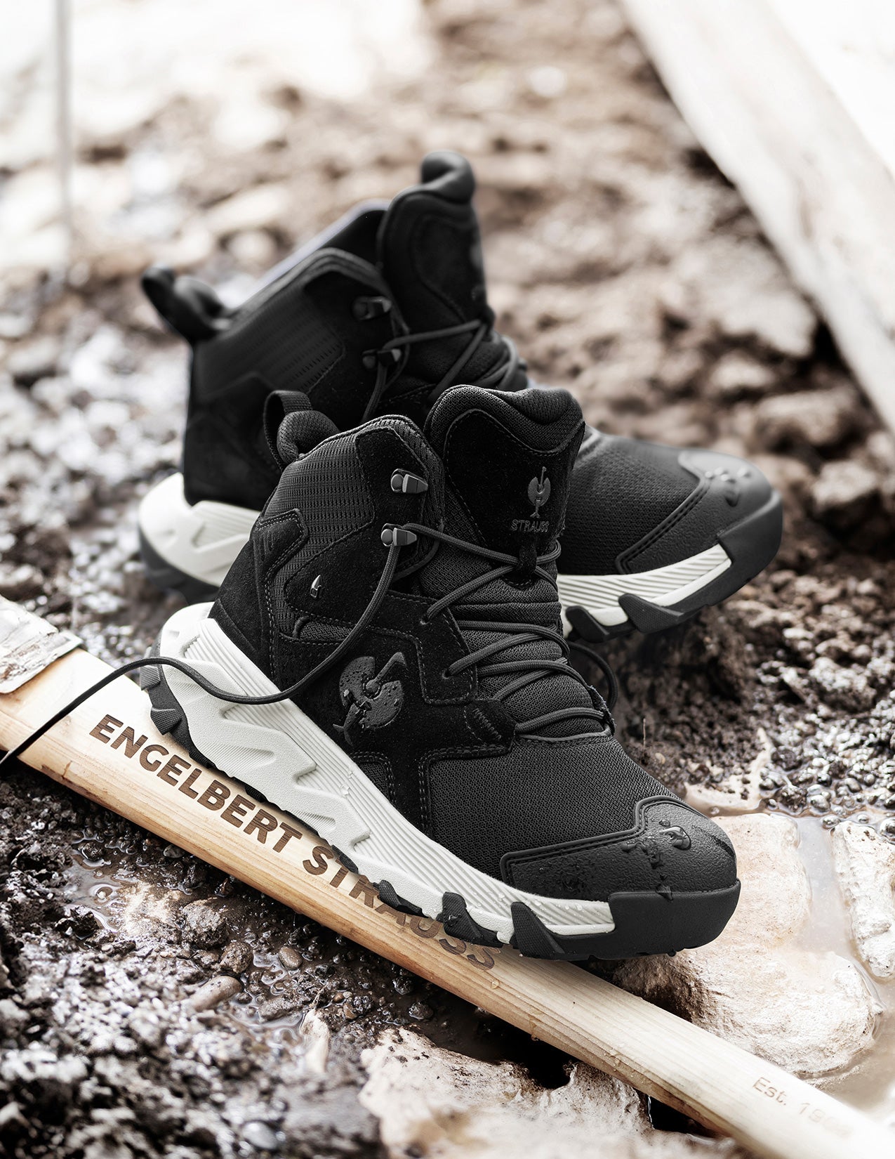 Black stina R gaia　M size Rimini Mid Soft Toe Boot | Strauss