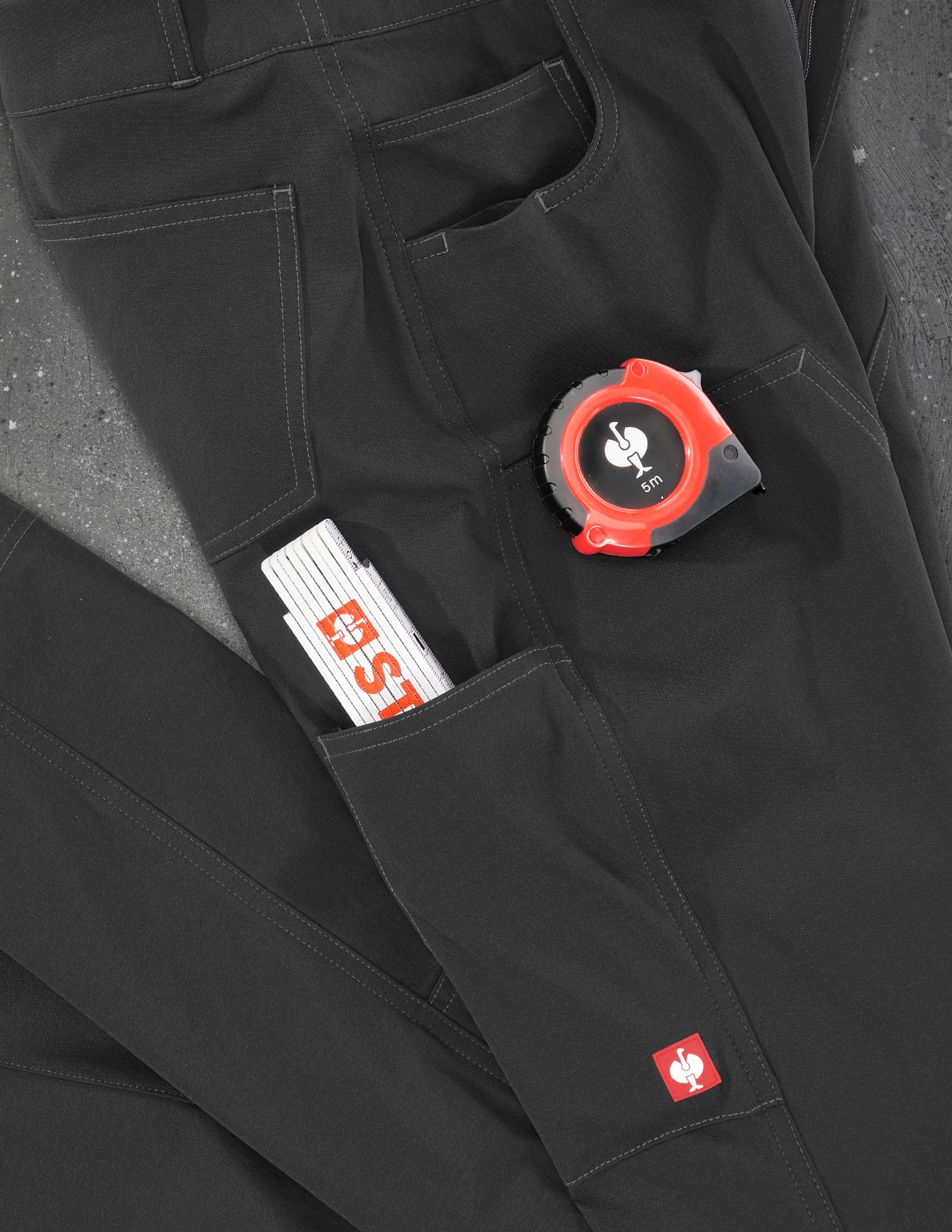 Women's Leggings e.s.e:pic in black