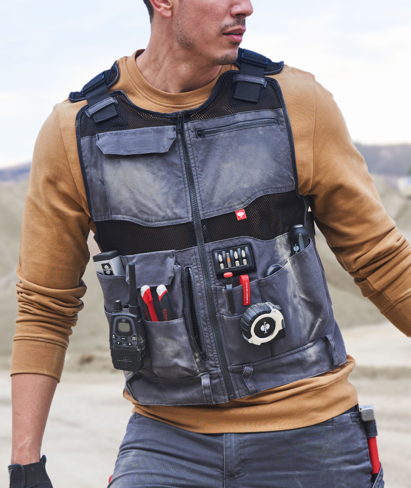 STRAUSS e.s.iconic Tool Vest on a clean product feature card.