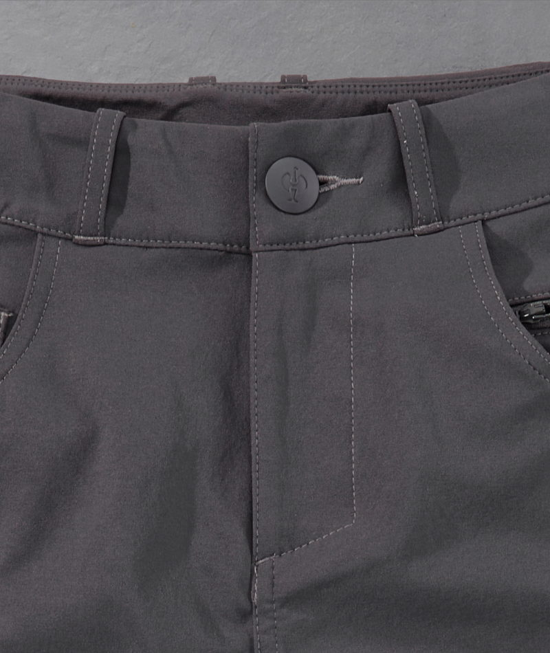 Close-up of STRAUSS Women's e.s.e:pic Leggings showing the waistband and stretch fabric detail.
