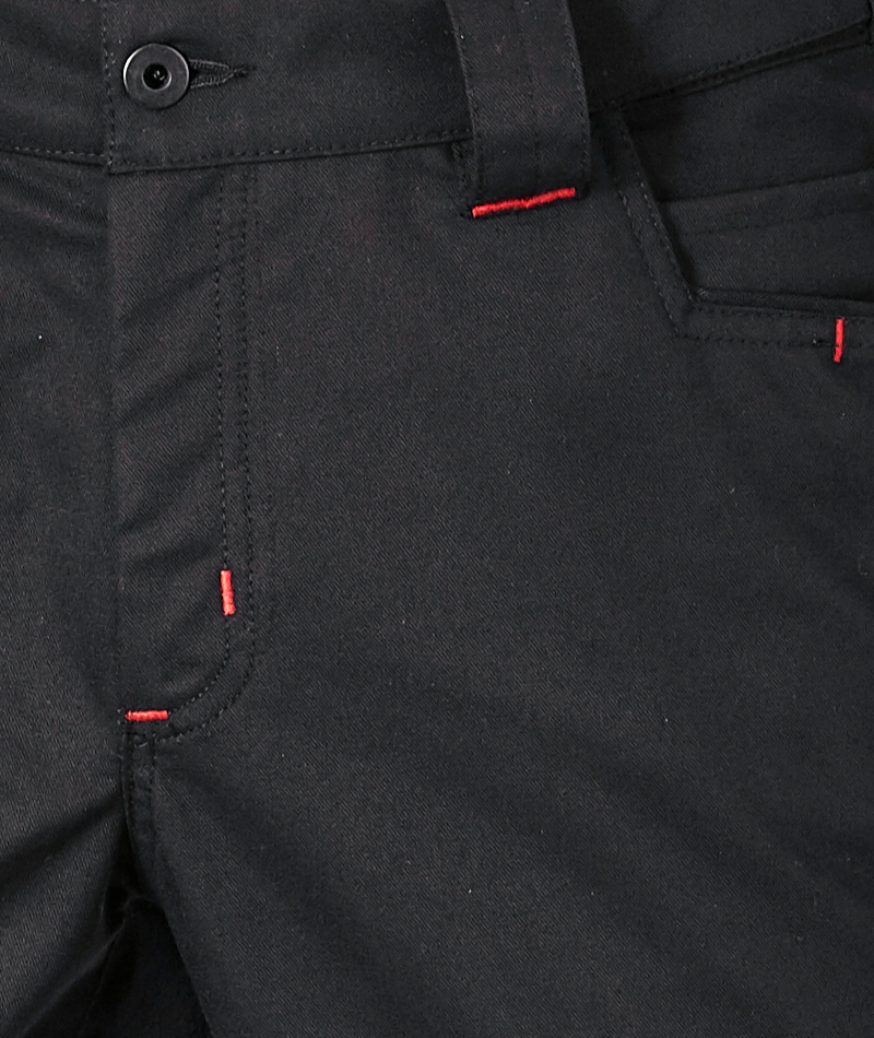 Close-up of STRAUSS 1620 Multipocket Pants showing stitching and fabric details.