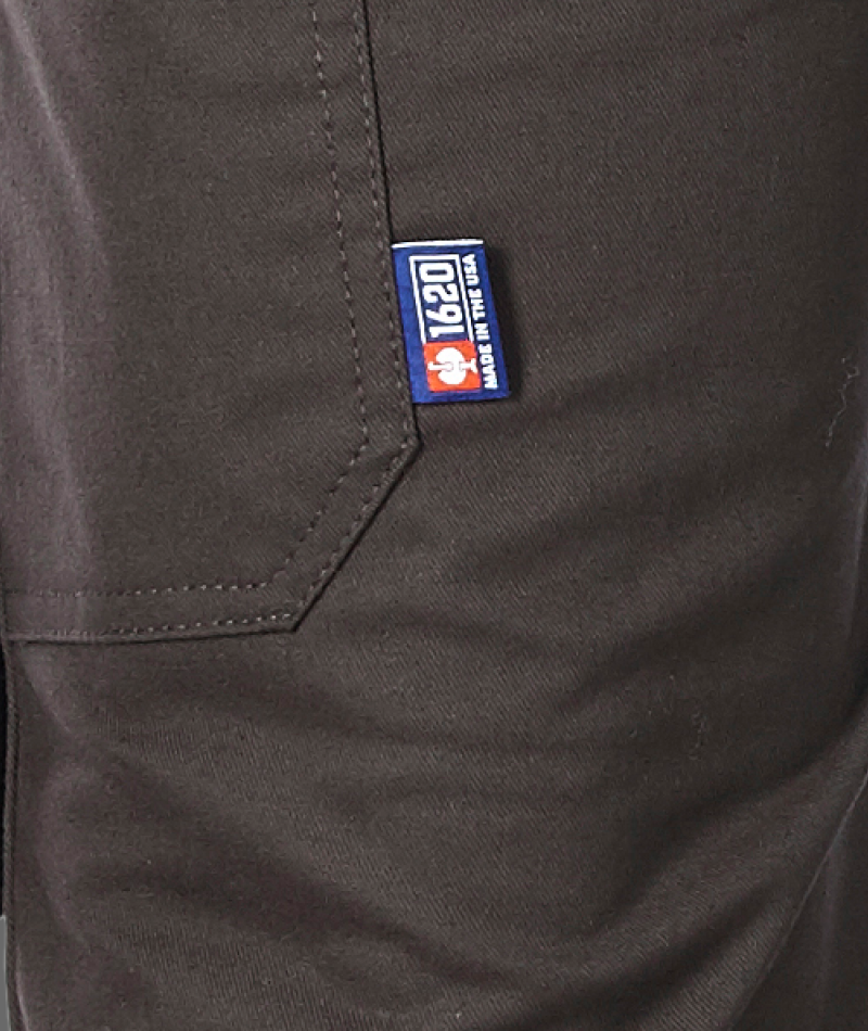 Close-up of STRAUSS 1620 Worker Pants showing fabric detials.