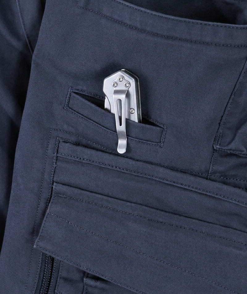 Close-up of STRAUSS e.s.motion ten Cargo Work Pants showing pocket construction.